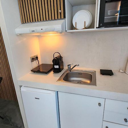 Euphoria Suites & Deluxe Studios Fira  Dış mekan fotoğraf