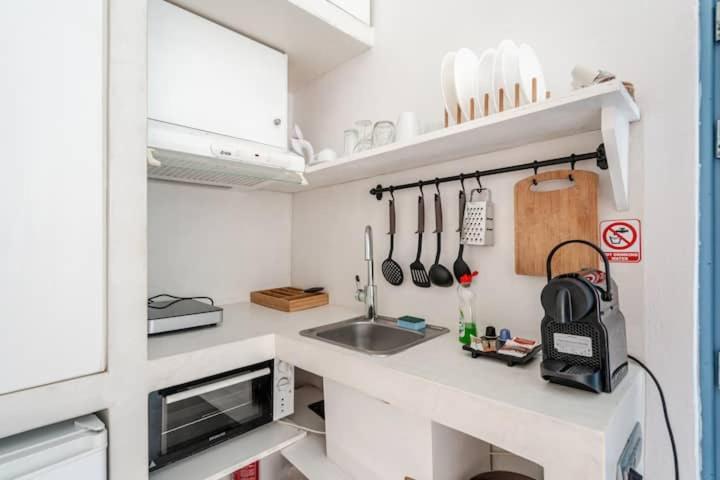 Euphoria Suites & Deluxe Studios Fira  Dış mekan fotoğraf