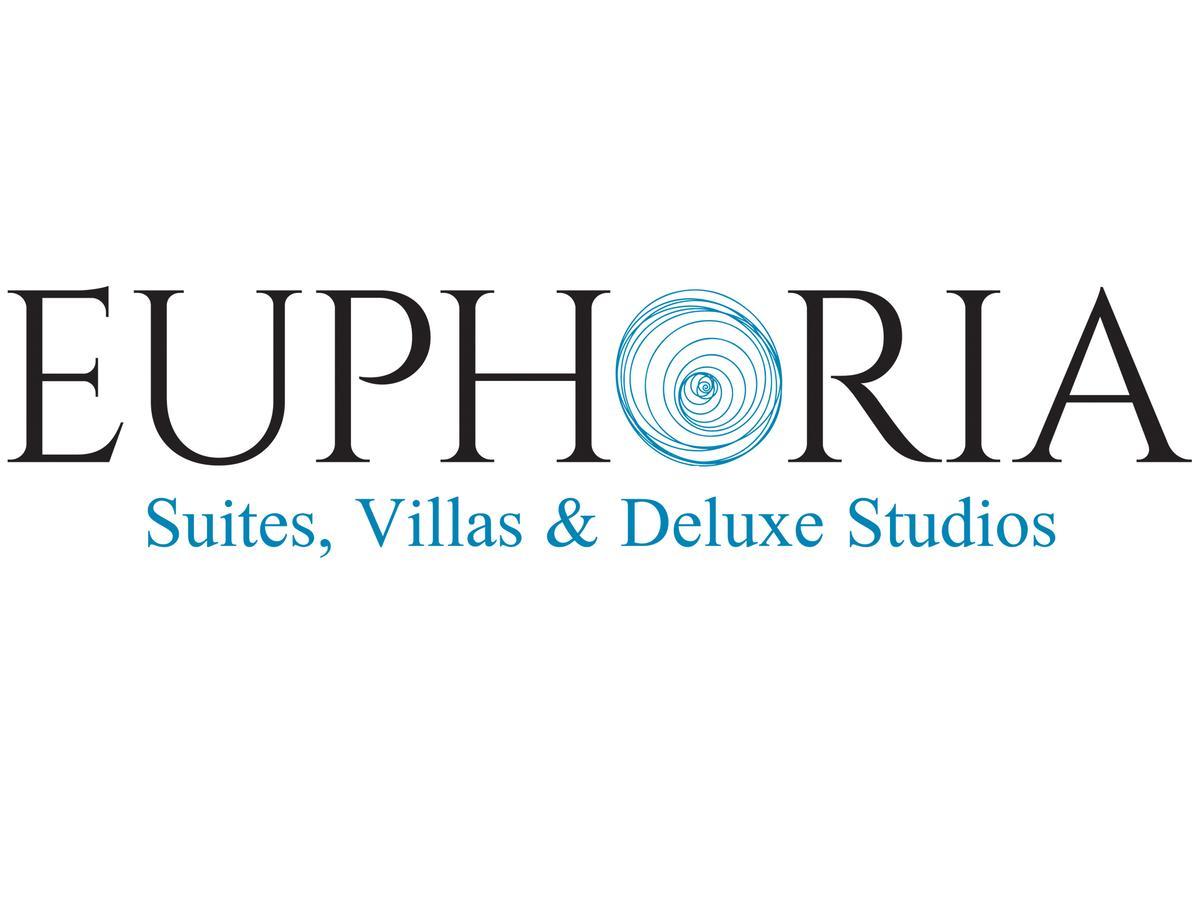 Euphoria Suites & Deluxe Studios Fira  Dış mekan fotoğraf